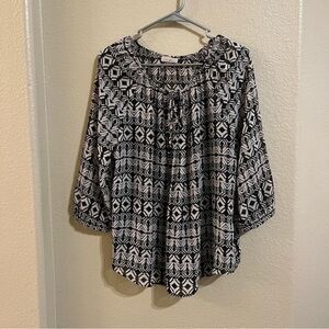 Geometric print tunic blouse